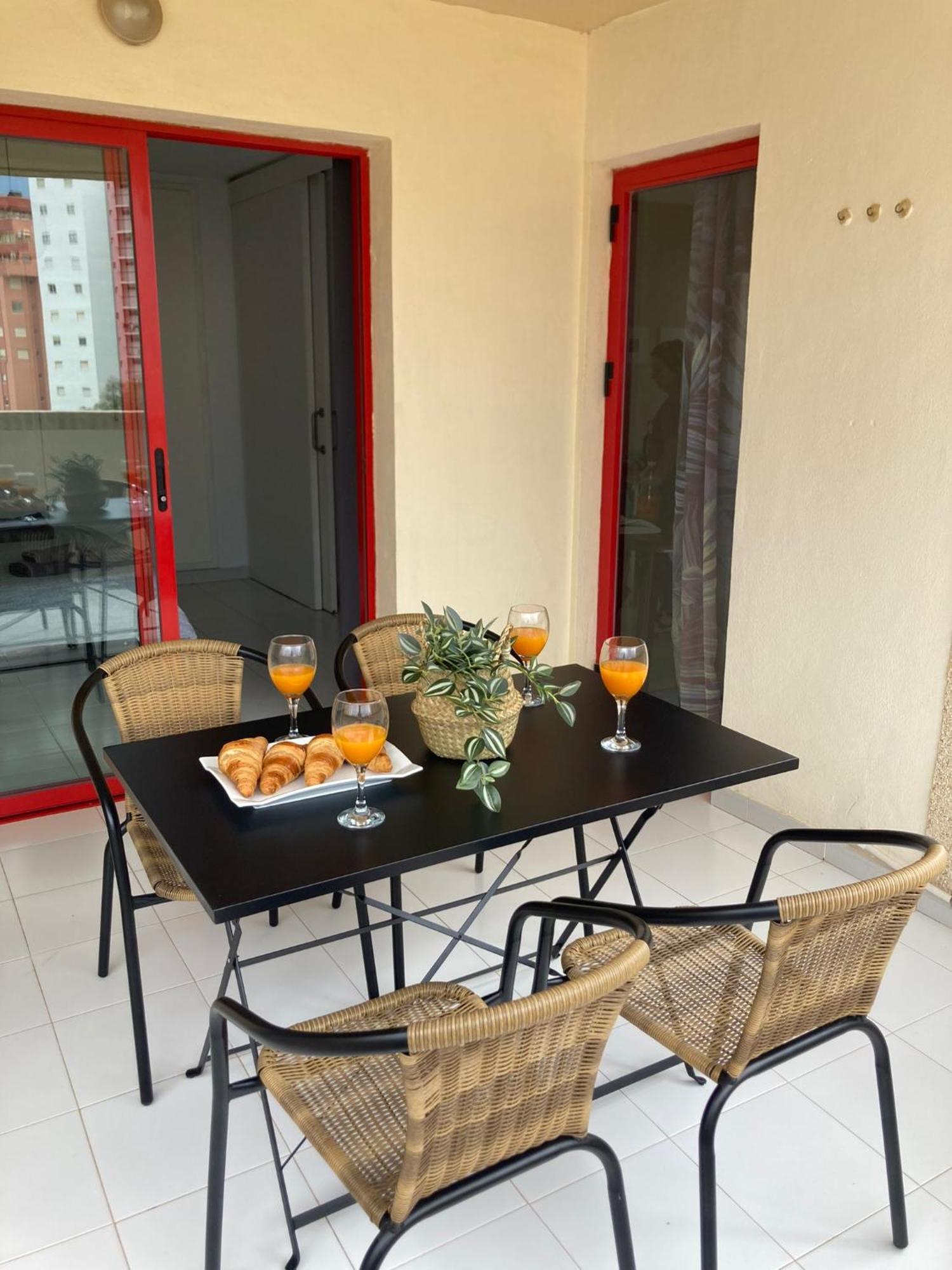 Apartamento Playa Levante Benidorm Kültér fotó